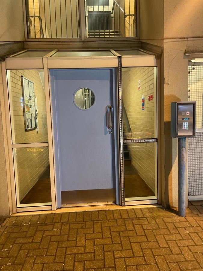 Wembley Serviced Apartment, 20Mins From Central London Bagian luar foto