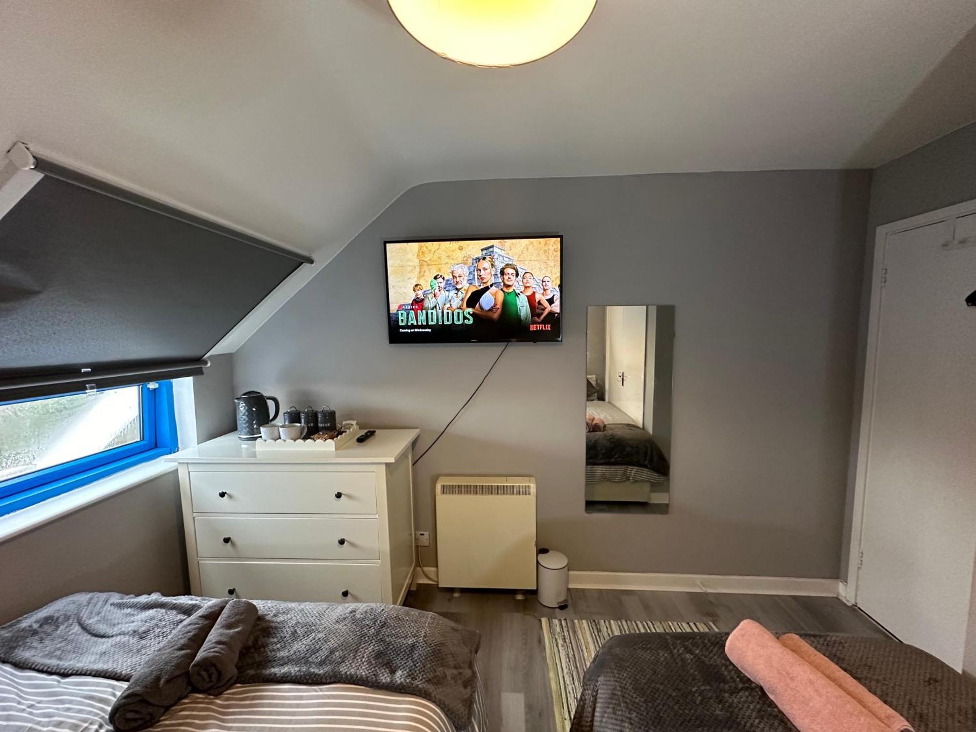Wembley Serviced Apartment, 20Mins From Central London Bagian luar foto